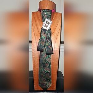 👔 IT'S A SALE!! Ladies DEBONAIR TIE NECKLACE 👔